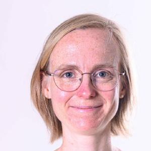 map[name:Maëlle Salmon position:R(esearch) Software Engineer] - &copy; Julie Noury Soyer